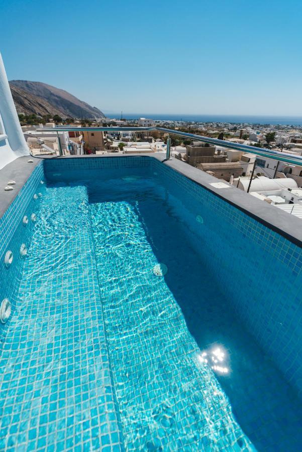 Lux House With Outdoor Jacuzzi And Sea View In Santorini Apartman Emborió Kültér fotó